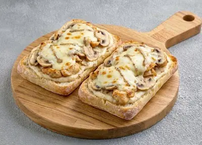 Чіабата з куркою і грибами